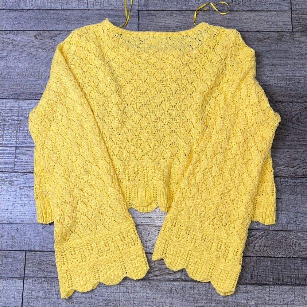 LC Lauren Conrad Yellow Bell Sleeve Women's Sweater - Picture 3 of 7